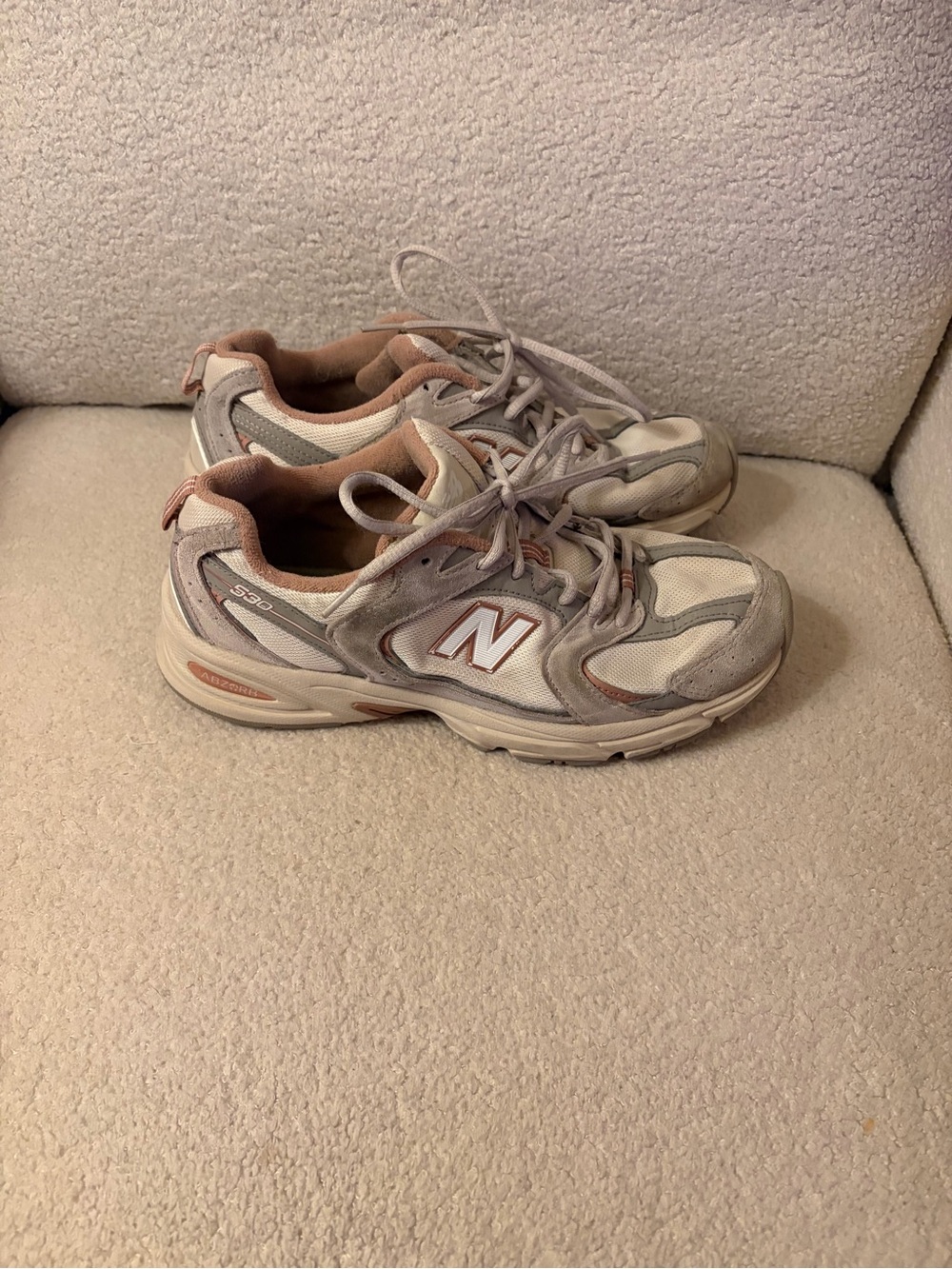 New Balance women’s 530 Athletic Sneakers - White with Pink Accents